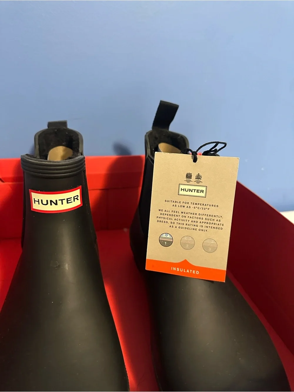 Hunter Women’s Original Insulated Chelsea Rain Boots. Black. Size 10.